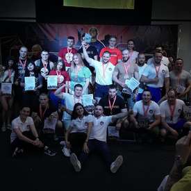 Призовые медали нашего производства на соревновании по пауэрлифтингу