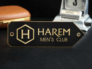 Табличка указатель "HAREM"