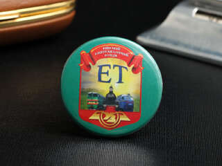 Закатный значок "Київський коледж"